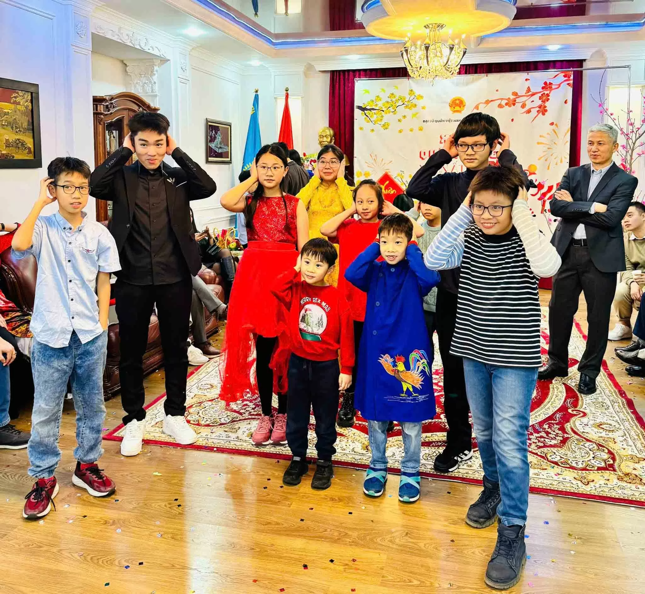 Xuân Quê hương 2025 ấm áp nghĩa tình tại Kazakhstan