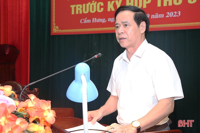 Les électeurs de Cam Xuyen demandent l'approvisionnement en eau potable de 12 communes du sud