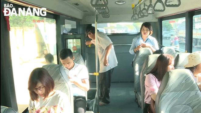 People take subsidized buses. Photo: PHUONG UYEN