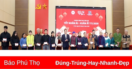 Agribank Chi nhánh Phú Thọ II trao tặng 1.400 suất quà Tết cho hộ nghèo và đối tượng chính sách