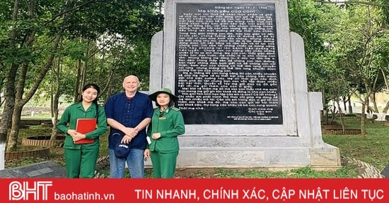 Besondere Gefühle eines amerikanischen Touristen beim Besuch der T-Kreuzung Dong Loc