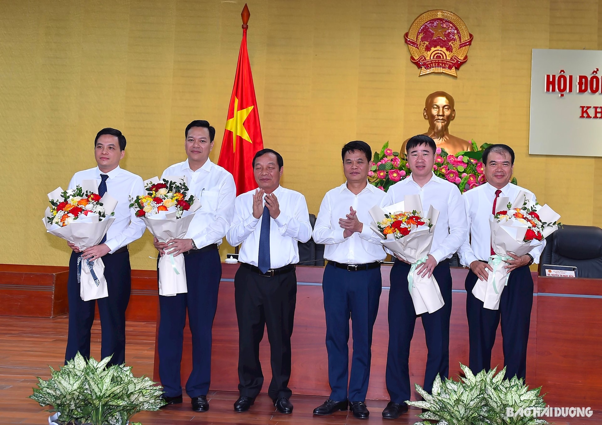 คณะกรรมการประชาชนจังหวัดไห่เซือง.jpg