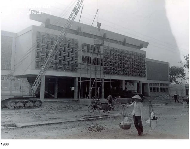 bna_Xây dựng chợ Vinh năm 1980.jpeg
