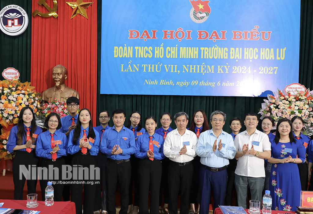 Đại hội đại biểu Đoàn Trường Đại học Hoa Lư lần thứ VII