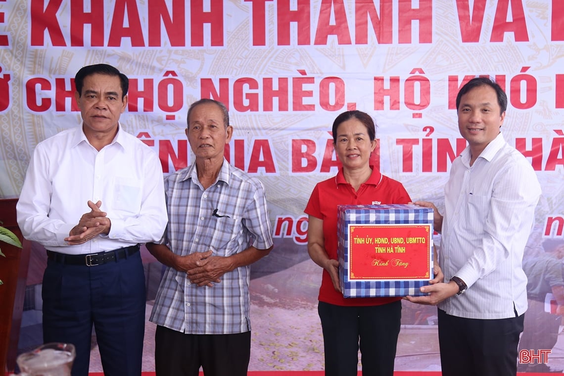 Hà Tĩnh khánh thành 600 ngôi nhà từ nguồn kêu gọi hỗ trợ của Bộ Công an