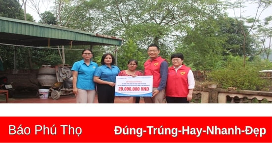 Trao hỗ trợ đoàn viên công đoàn có hoàn cảnh khó khăn