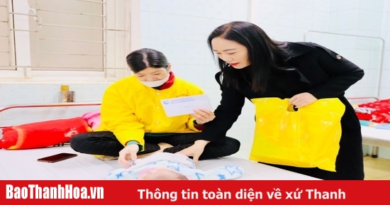 27 Beamte, Angestellte des öffentlichen Dienstes und Mitarbeiter des Ministeriums für Arbeit, Kriegsinvaliden und Soziales von Thanh Hoa haben freiwillig Anträge auf vorzeitige Pensionierung gestellt.