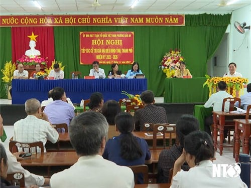 Provincial People's Council delegates meet voters of Do Vinh and Bao An wards