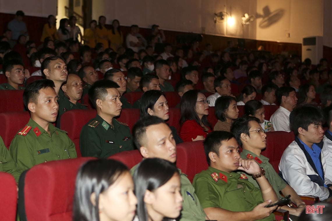 Lắng đọng chương trình nghệ thuật kỷ niệm 300 năm Ngày sinh La Sơn phu tử Nguyễn Thiếp