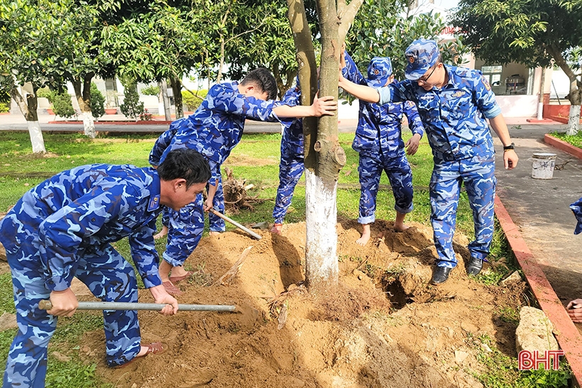 Nhiều đơn vị tiếp tục phát động trồng cây đầu năm mới