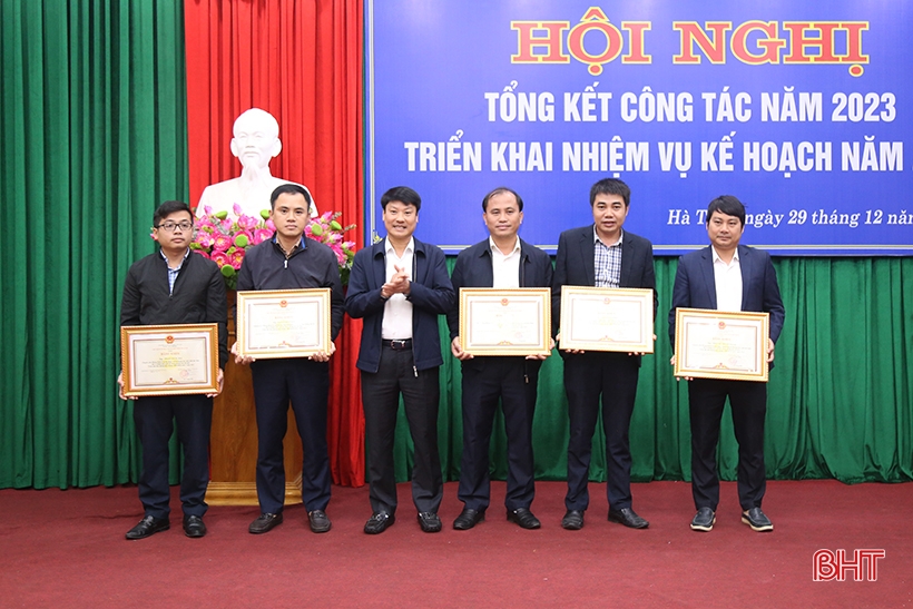 Tập trung công tác GPMB, thúc đẩy hoàn thành sớm các công trình, dự án