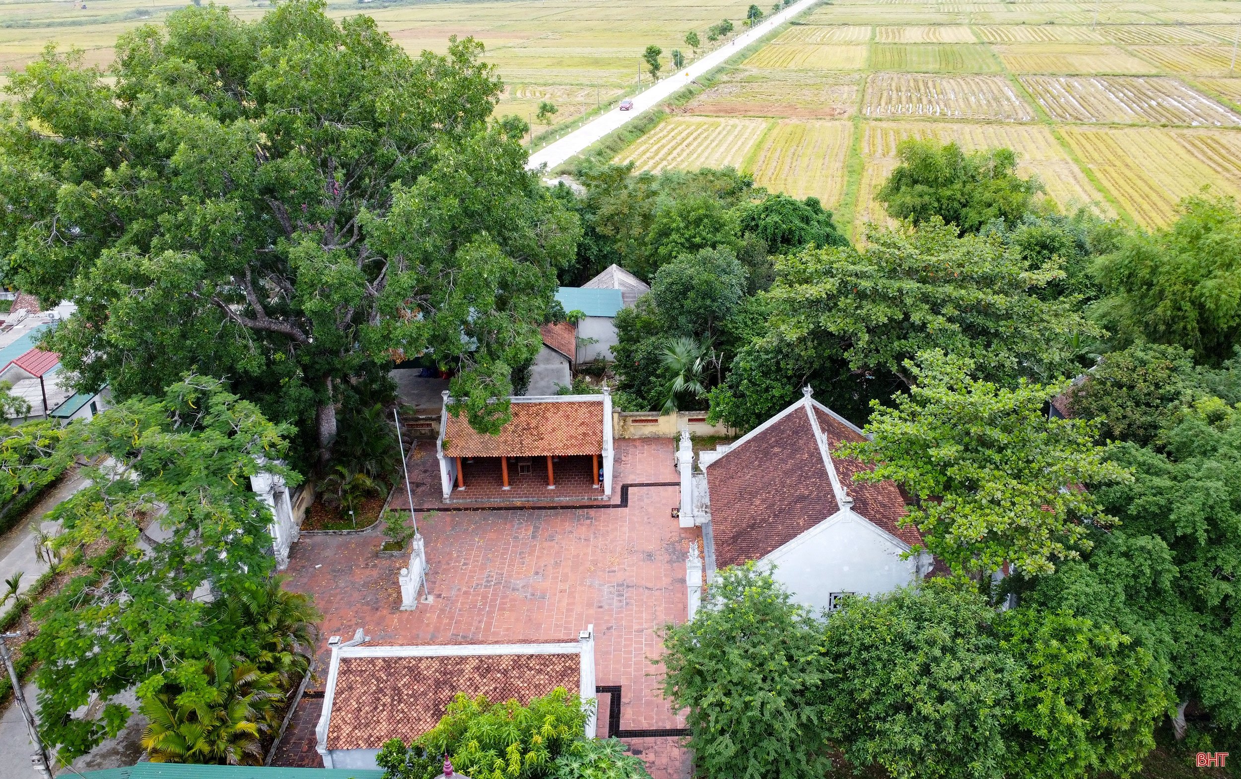 La Son Phu Tu Nguyen Thiep – Un talent et une personnalité éclatants