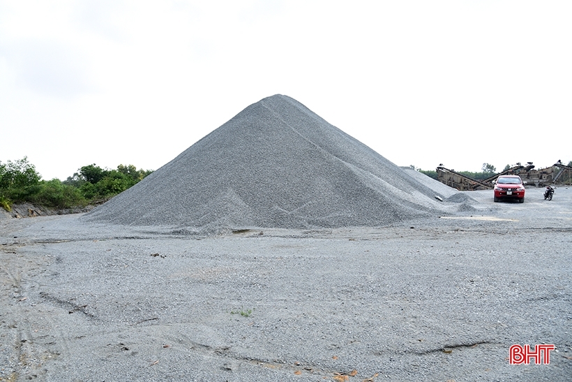 Ha Tinh geht „streng“ gegen Verstöße bei der Mineraliengewinnung vor