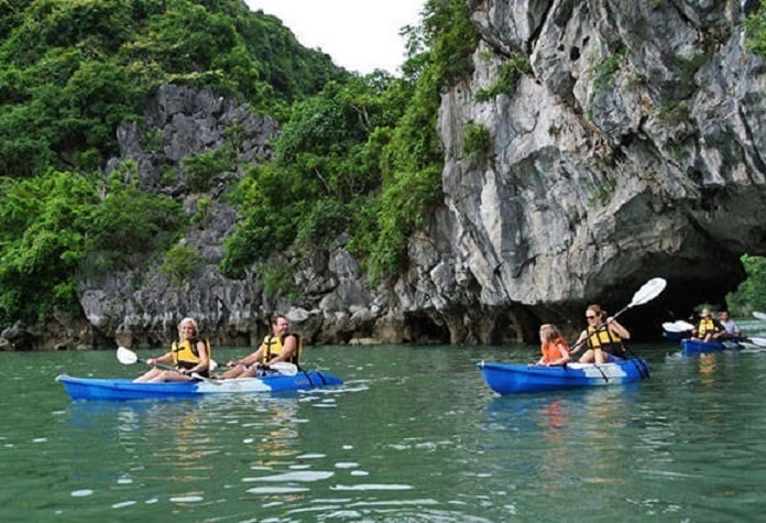 Vịnh Hạ Long.