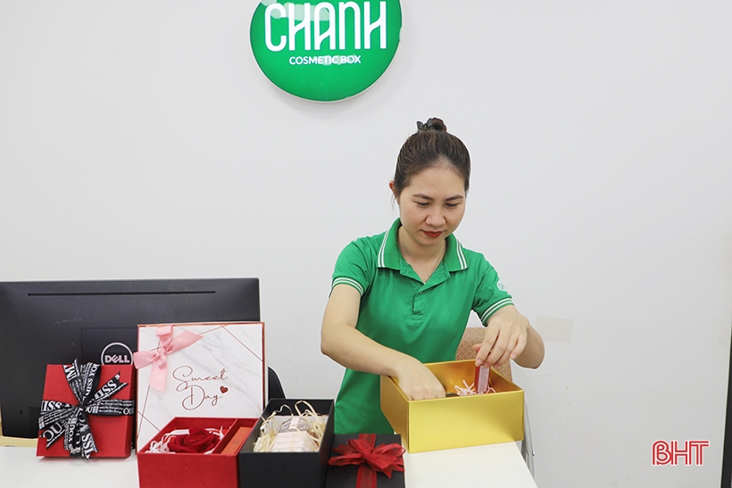 Thỏa sức chọn hoa tươi, quà tặng dịp lễ 20/10 ở TP Hà Tĩnh