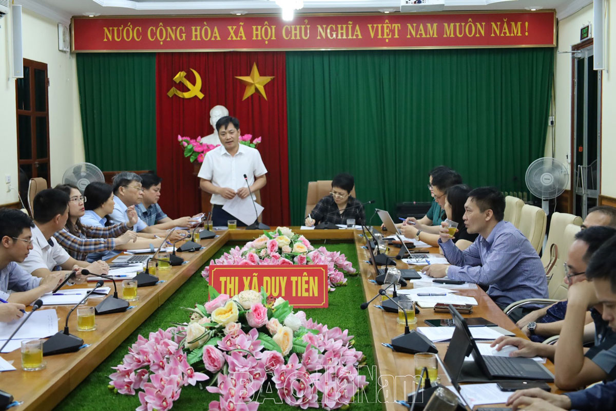 Đoàn công tác của Văn phòng Chính phủ khảo sát việc thực hiện quy trình liên thông điện tử 2 nhóm thủ tục hành chính tại tỉnh Hà Nam