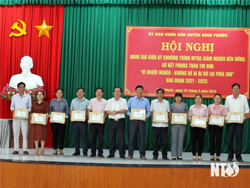 Ninh Phuoc: Implementación eficaz del programa nacional de objetivos para la reducción sostenible de la pobreza