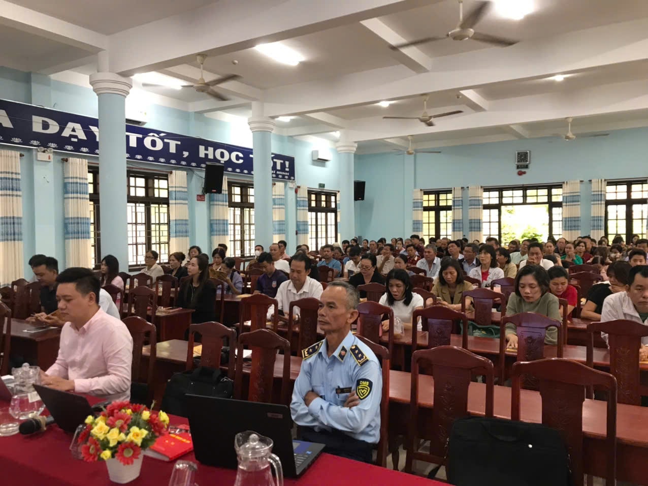 More than 200 representatives and employees of the business attended. Photo: QUOC HAI