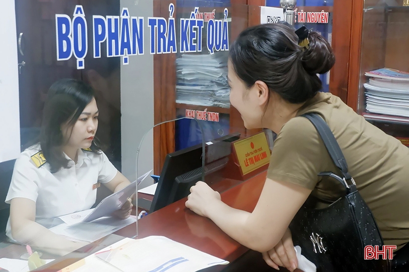 Ha Tinh Tax Department issues more than 1,000 new tax codes