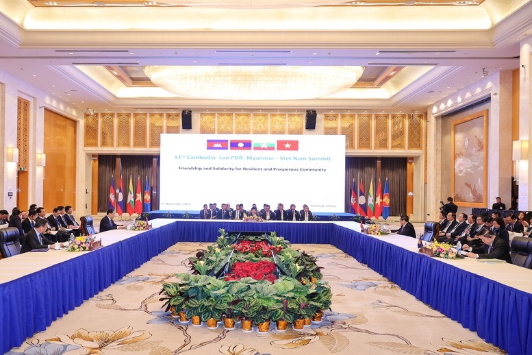 The conference acknowledged the remarkable achievements of the four countries of Cambodia, Laos, Myanmar and Vietnam after two decades of cooperation; rising to become dynamic, integrated economies, increasingly improving people's lives, thereby narrowing the development gap - Photo: VGP/Nhat Bac