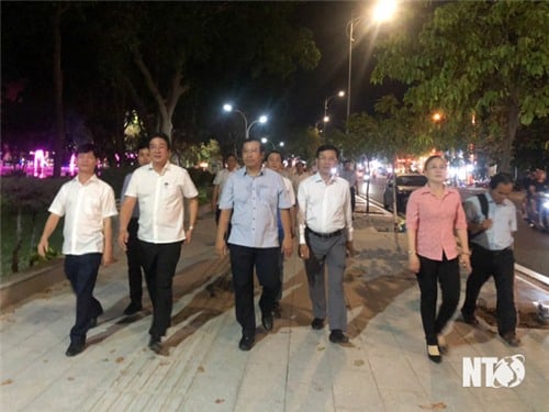 Checking the preparation work for the implementation of the Project to pilot the walking street in Phan Rang-Thap Cham City