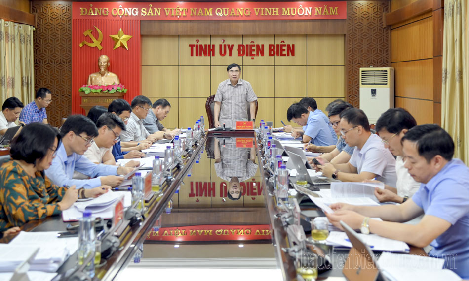 도당위원회 제72차 상무위원회는 제72차 회의를 개최하여 몇 가지 중요한 내용에 대한 의견을 제시했습니다.