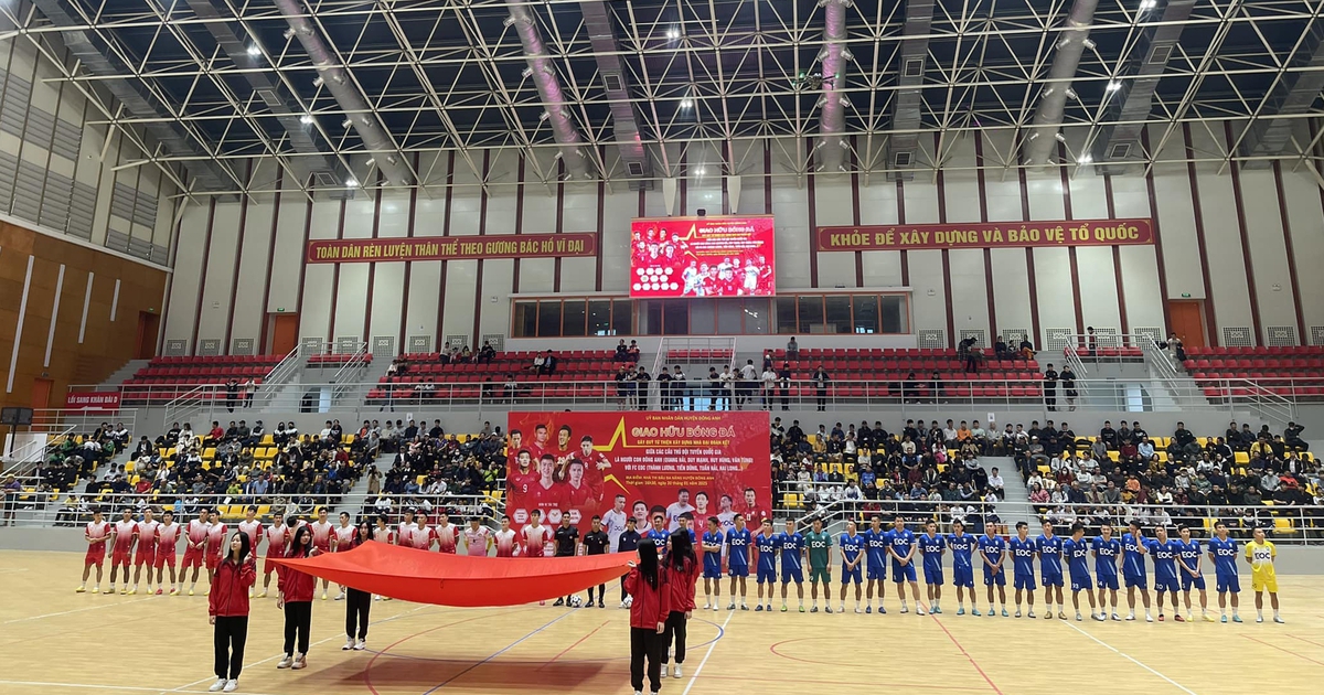 Quang Hai, Duy Manh and Van Quyet unexpectedly play futsal: The truth is...