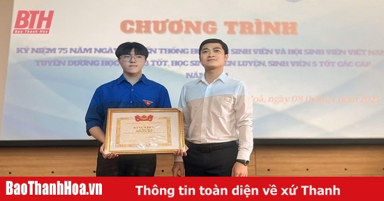 Tuyên dương 43 học sinh, sinh viên đạt danh hiệu “Sinh viên 5 tốt”, “Học sinh 3 tốt”, “Học sinh 3 rèn luyện”