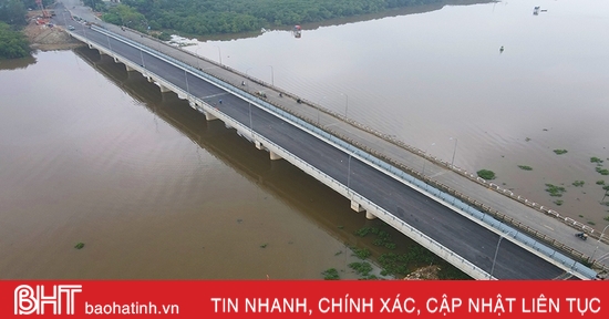 Cận cảnh cầu Hộ Độ mới trước giờ thông xe