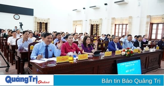 28ª Sesión del 8º Consejo Popular Provincial de Quang Tri: Se aprobaron 37 resoluciones