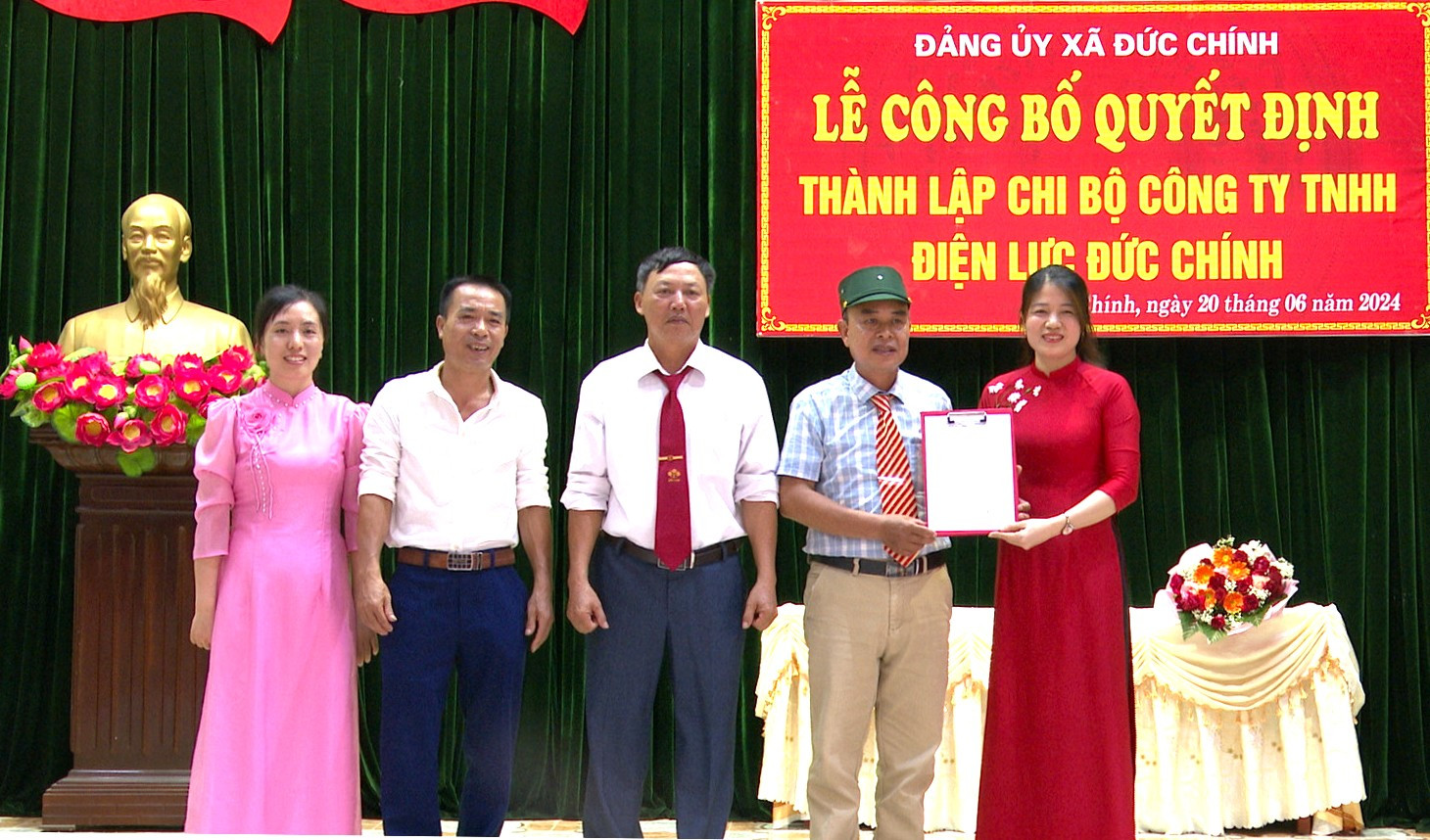 Cẩm Giàng phát triển thêm 3 chi bộ Đảng trong doanh nghiệp tư nhân