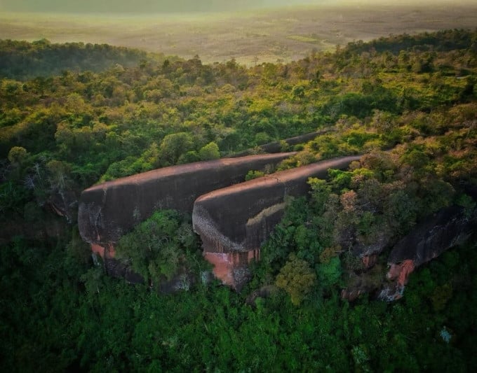 The famous whale-shaped rocks in Thailand. Photo: Picha phoo