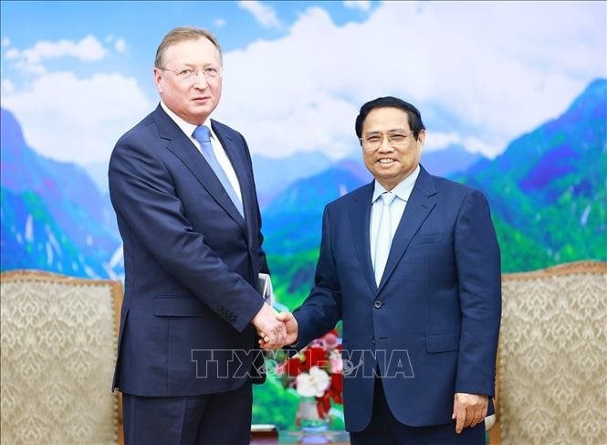 Primer Ministro Pham Minh Chinh: Continuaremos promoviendo la cooperación en petróleo y gas de Vietnam