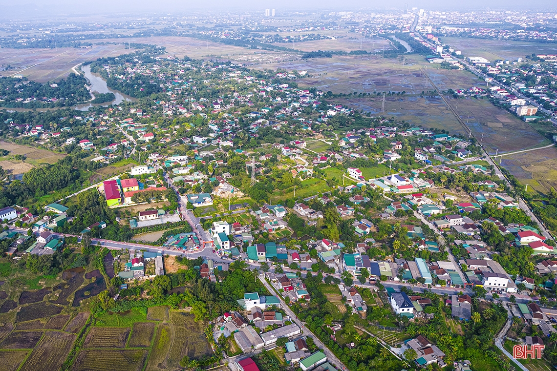 ស្ងើចសរសើរជនបទគំរូនៅ Ha Tinh