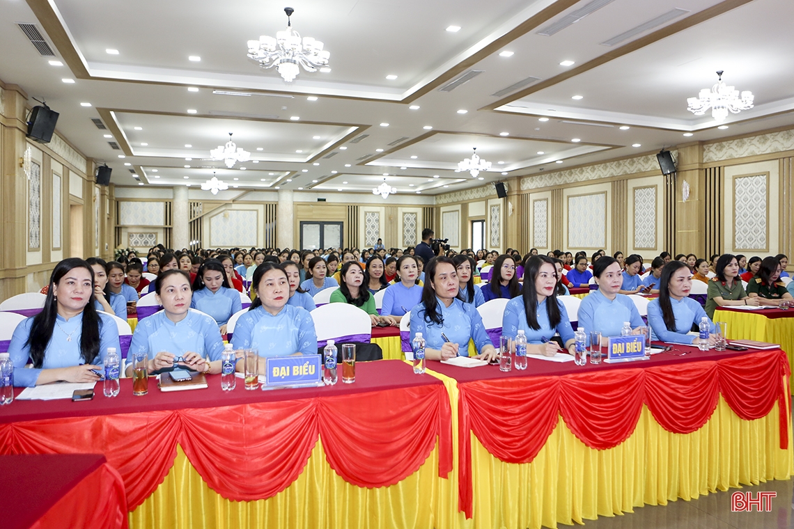 Ha Tinh women continue to promote their noble qualities, becoming an important human resource in development.