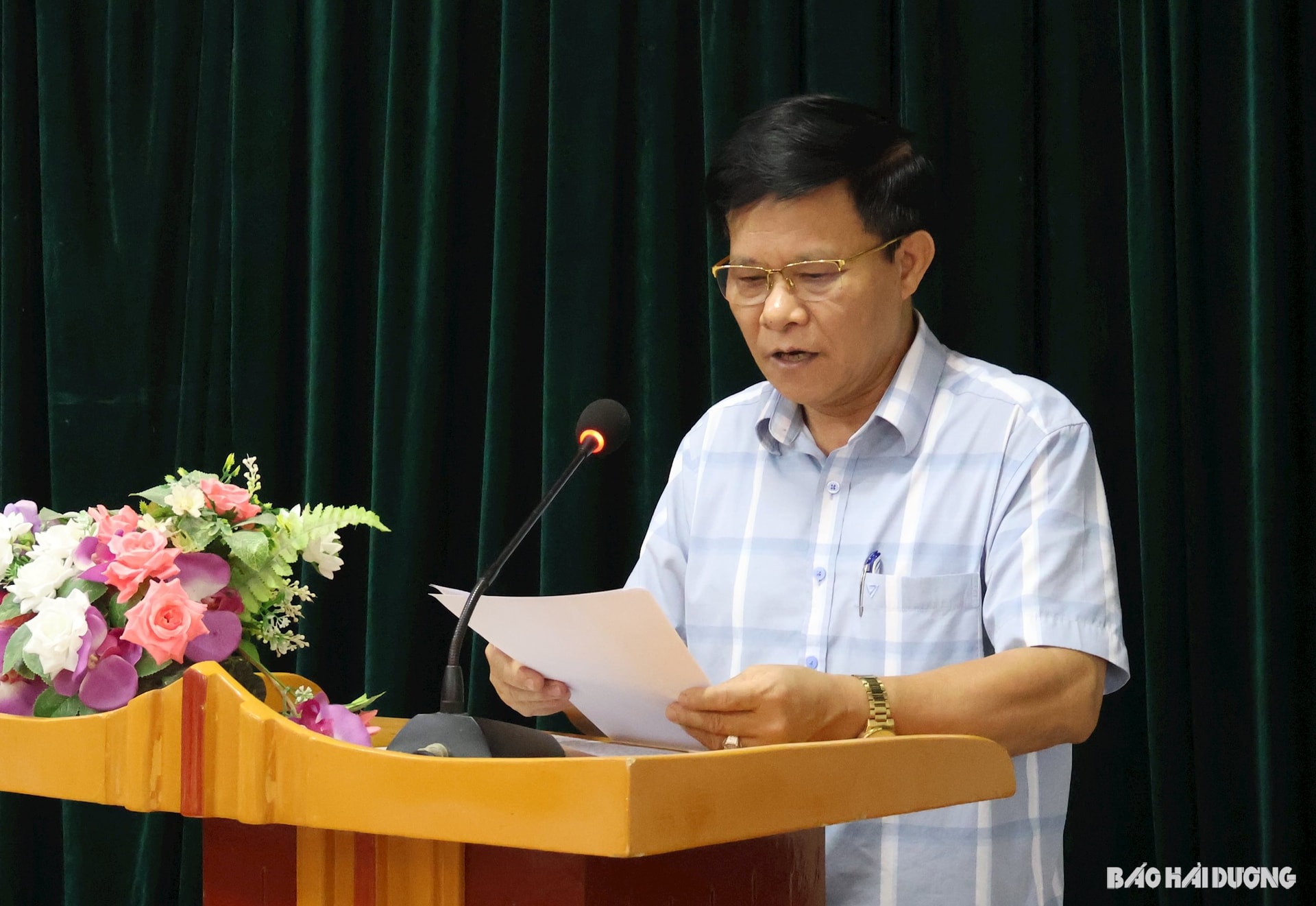 ង្វៀន-វ៉ាន់-ថុង.jpg