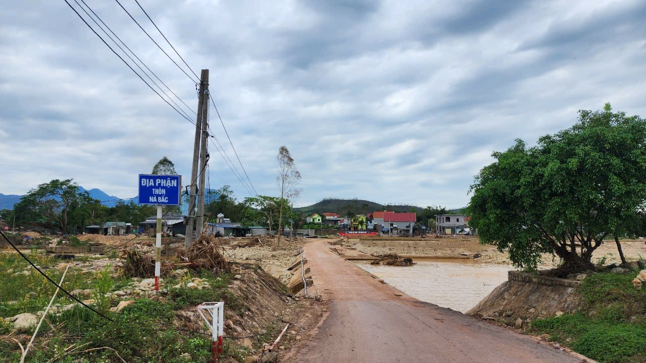 Thôn Nà Bấc là một trong những địa phương thiệt hại nặng nề đợt lũ hoàn lưu sau bão số 3