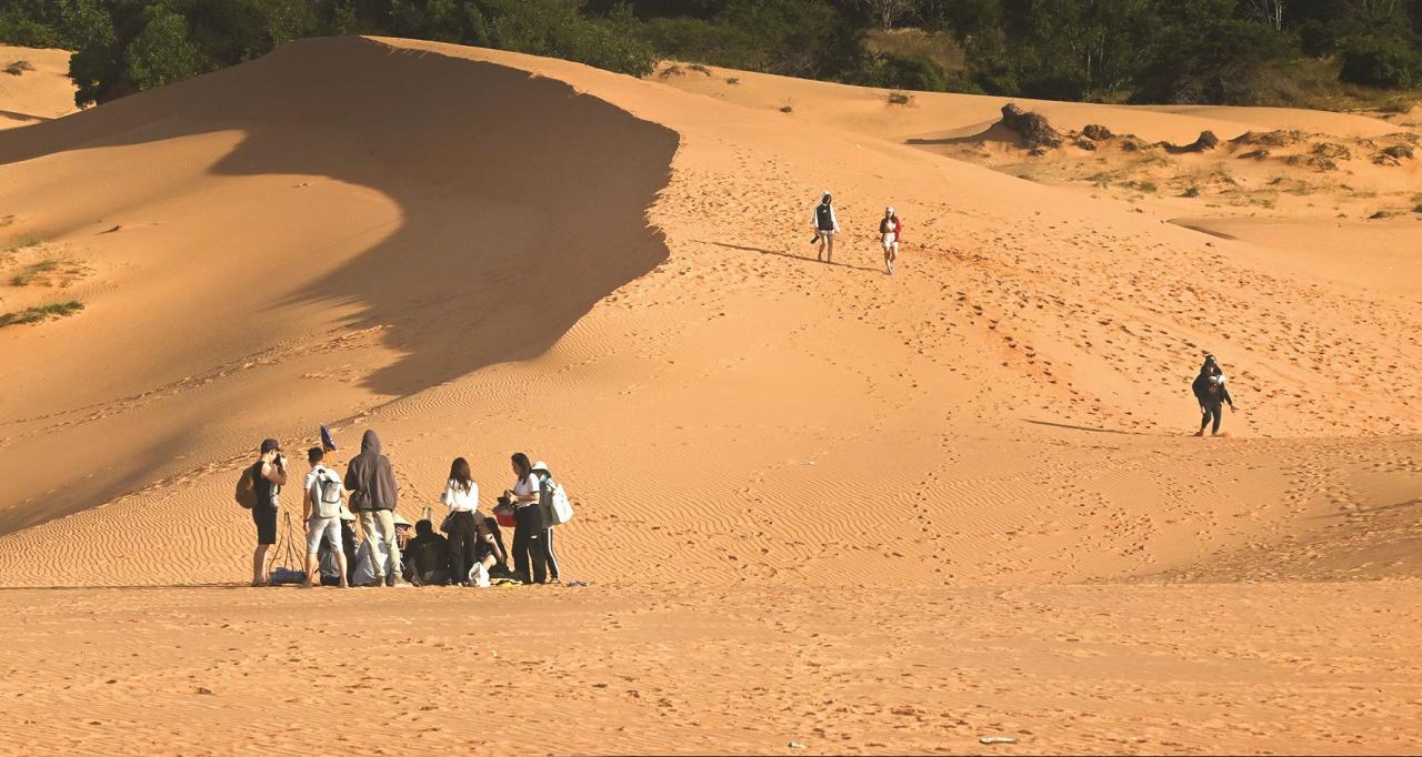 ការធ្វើដំណើរ-2-.jpg