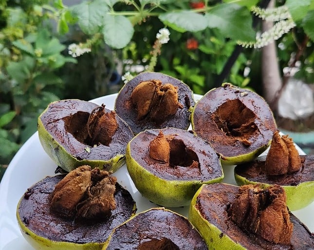 Close-up kebun buah 'unik' di Binh Duong foto 14