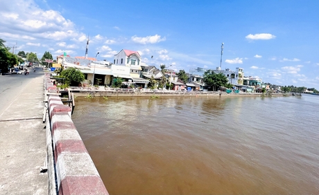 By 2030, Vinh Long aims to have over 99% of its urban population using clean water.