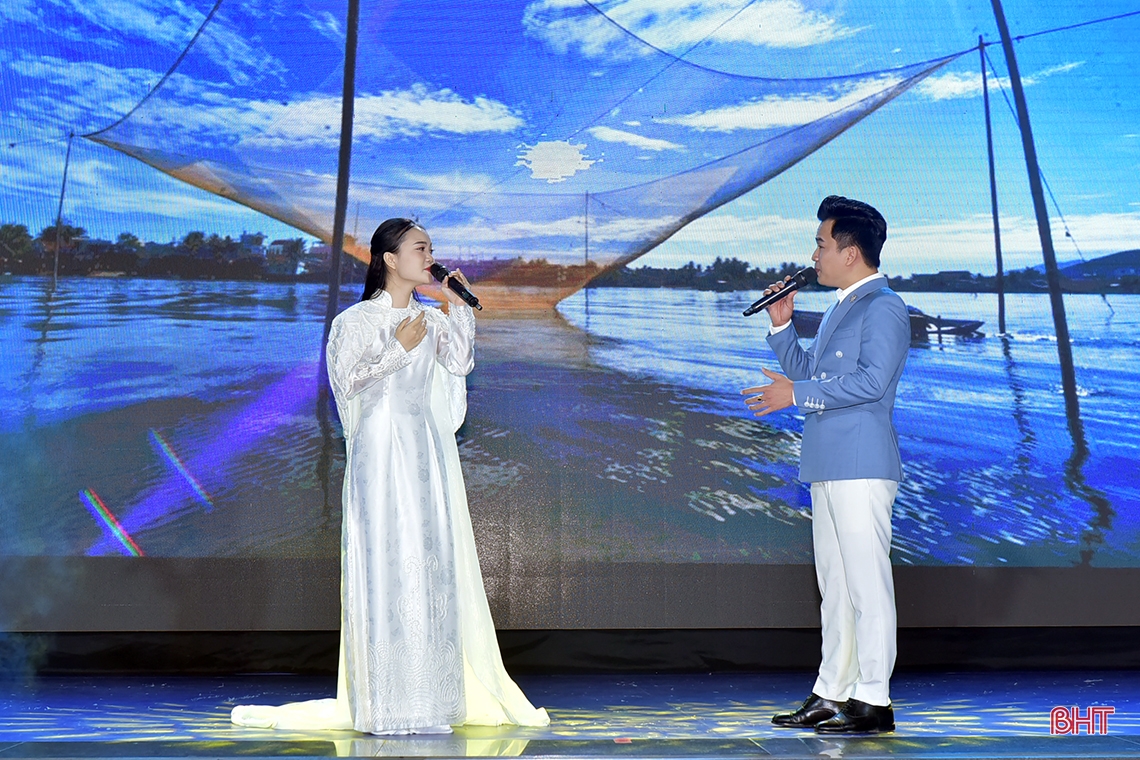 VinFast opens event to show pride in hometown Ha Tinh