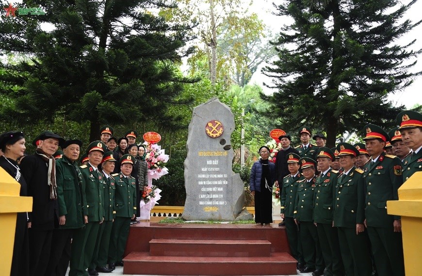 Binh chủng Công binh tổ chức gặp mặt kỷ niệm 80 năm Ngày thành lập Quân đội nhân dân Việt Nam