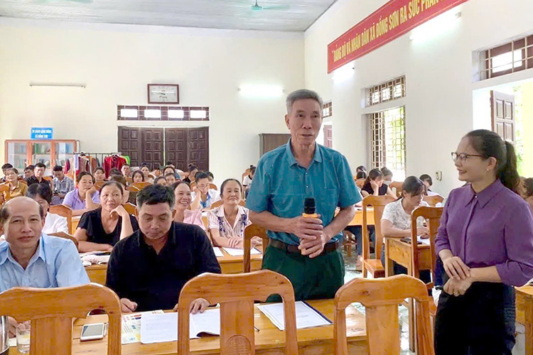 Capacity building training for female cadres and members to participate in community activities