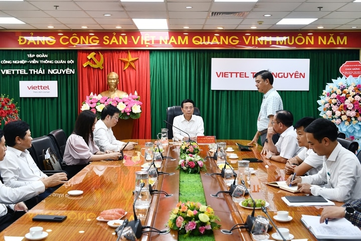 Bộ trưởng Nguyễn Mạnh Hùng thăm và làm việc tại Thái Nguyên- Ảnh 5.