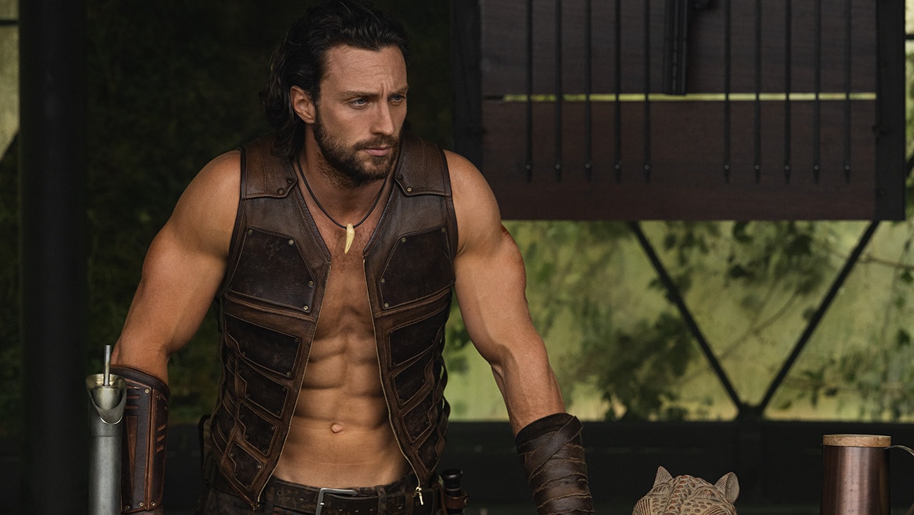Critique de Kraven le chasseur : Aaron Taylor-Johnson dans Marvel Origin Tale