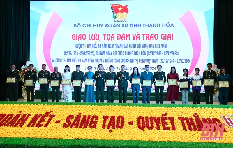 Giao lưu, tọa đàm với chủ đề “Tự hào truyền thống, viết tiếp chiến công, xứng danh Bộ đội Cụ Hồ”