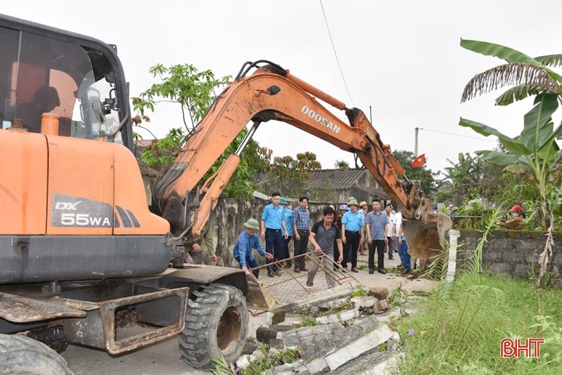 Những chủ thể làm khởi sắc nông thôn mới huyện ven biển Hà Tĩnh