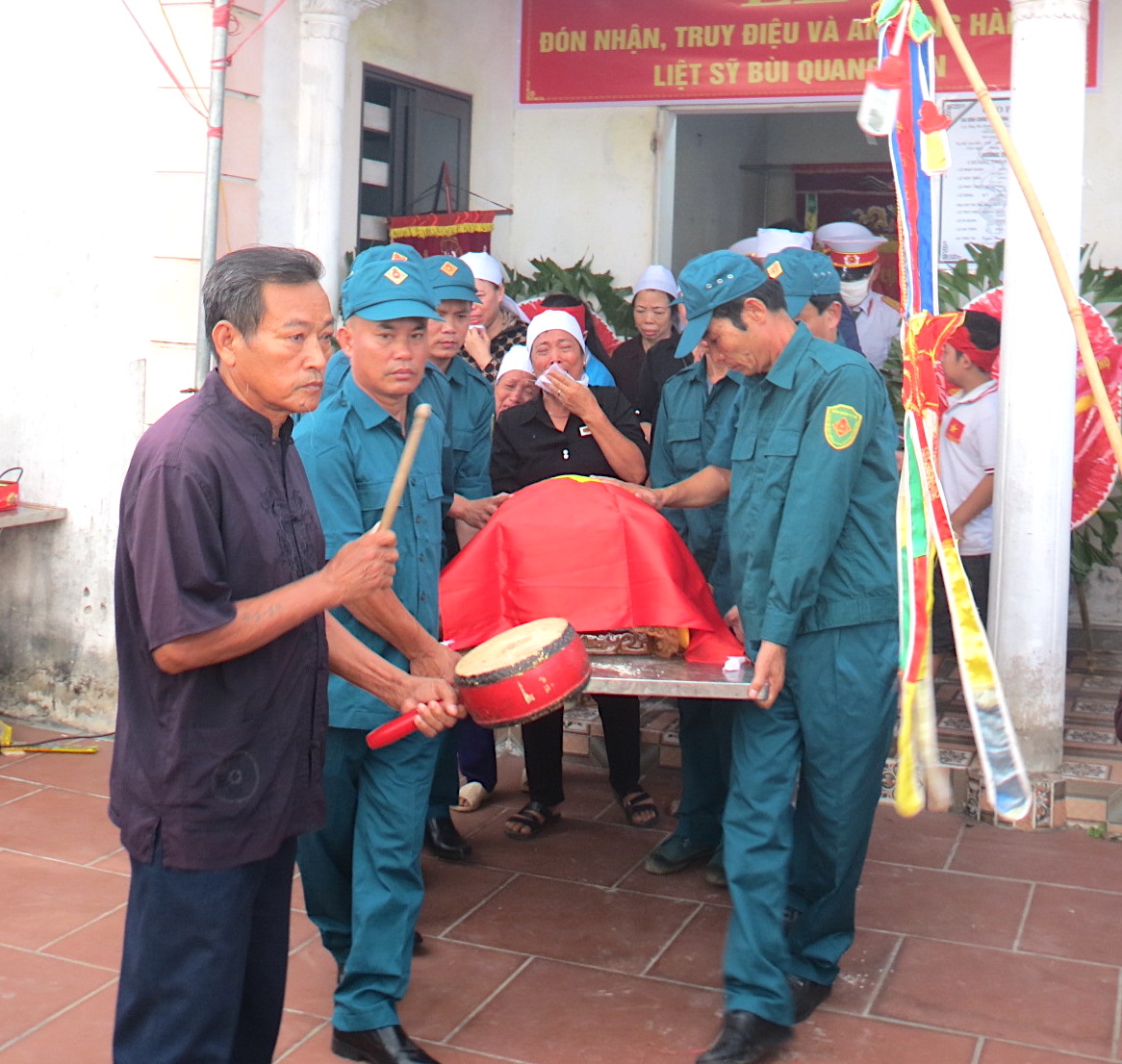 ពិធីទទួល គោរពវិញ្ញាណក្ខន្ធ និងបូជាសពលោក Bui Quang Can