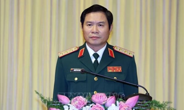 Re-appointing General Nguyen Tan Cuong to hold the position of Deputy Minister of National Defense