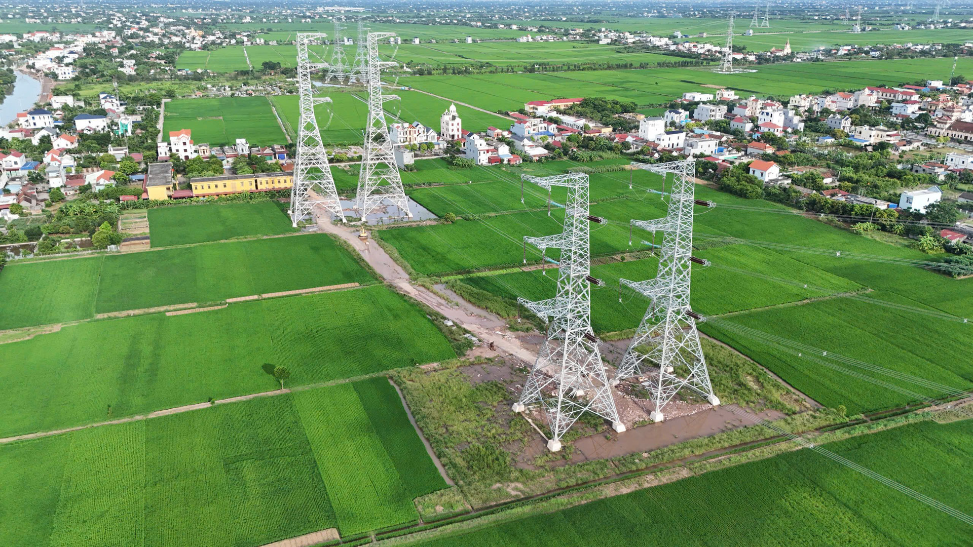 สาย 3 500kV เปิดใช้งานแล้ว ภาคเหนือยังเสี่ยงขาดแคลนไฟฟ้าอยู่หรือไม่?